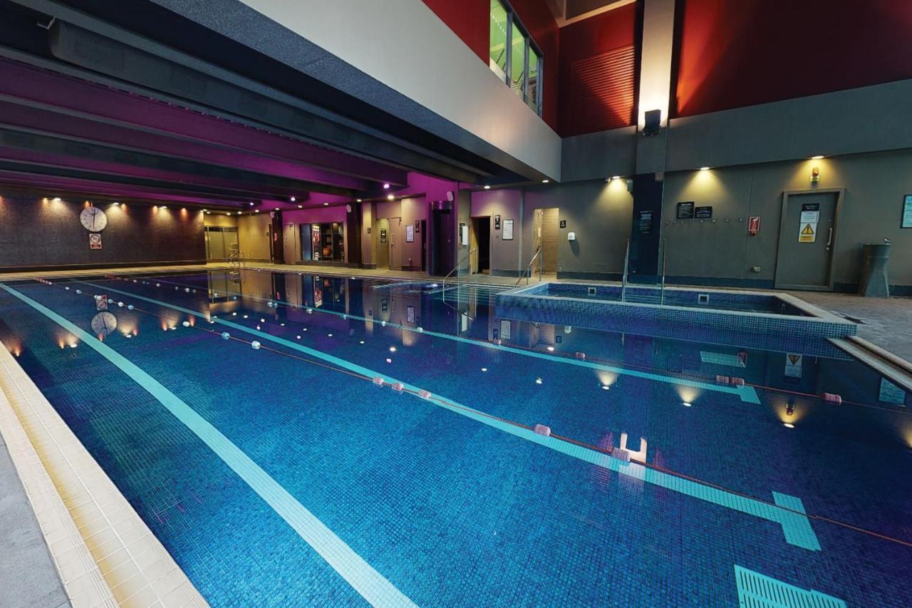 Village Hotel London Watford Elstree Extérieur photo