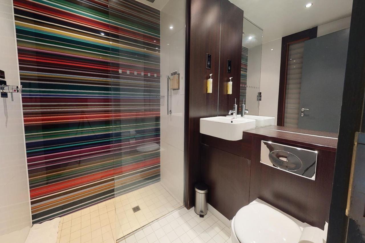 Village Hotel London Watford Elstree Extérieur photo