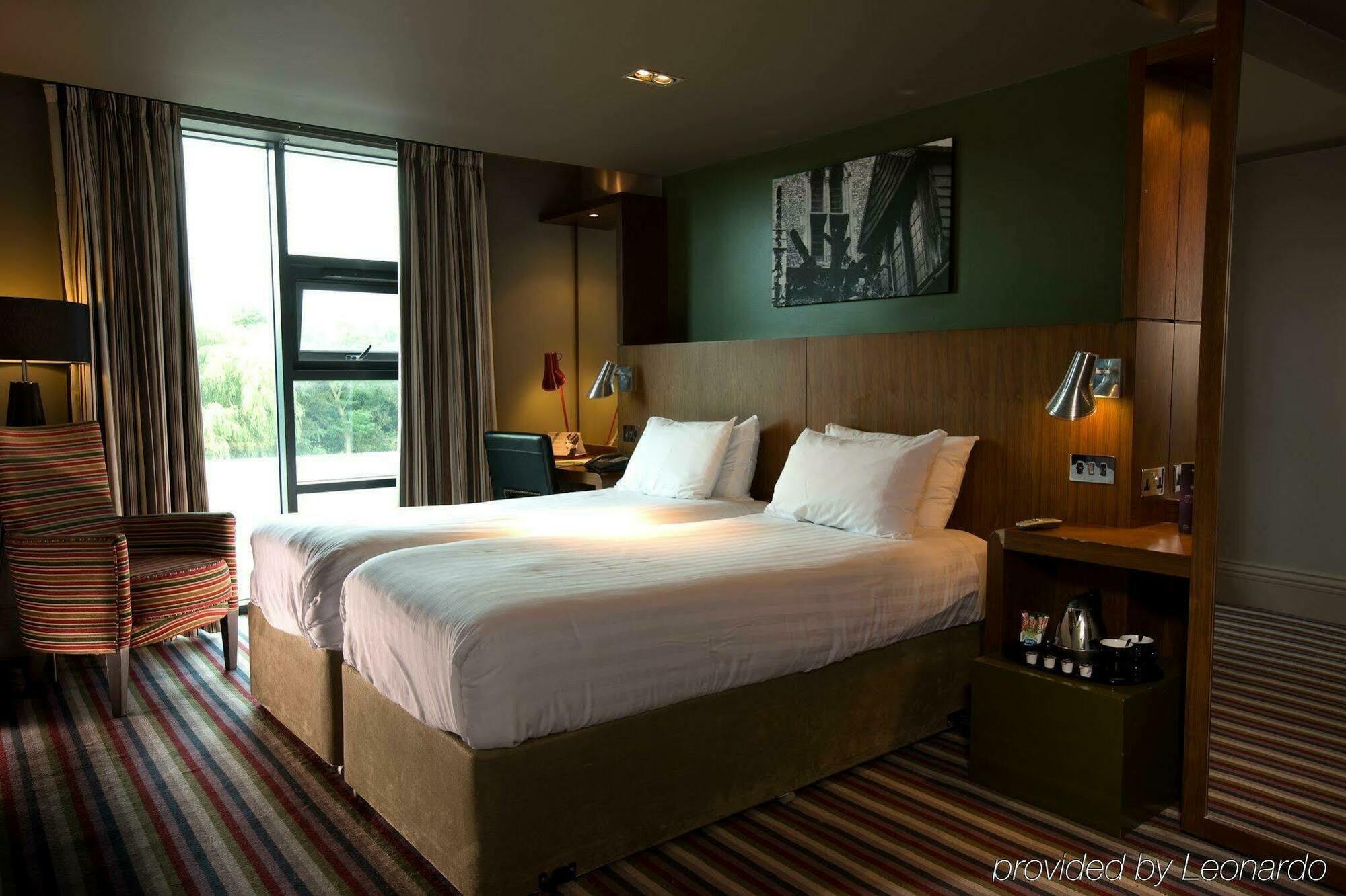 Village Hotel London Watford Elstree Extérieur photo